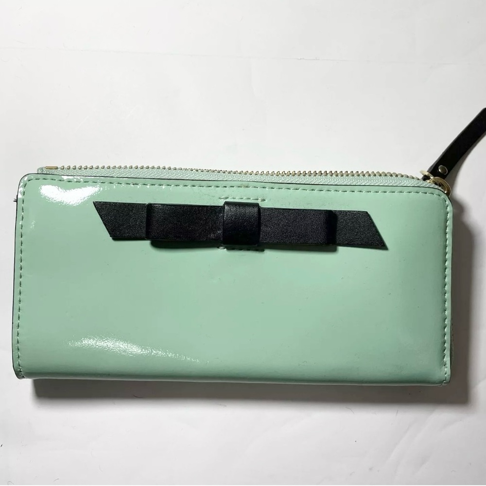 Kate Spade Patent Leather Long Zip Wallet Mint Green With Black Bow - Picture 3 of 9